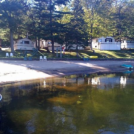 Little Hawk Resort & Marina Algonquin Highlands Chambre photo