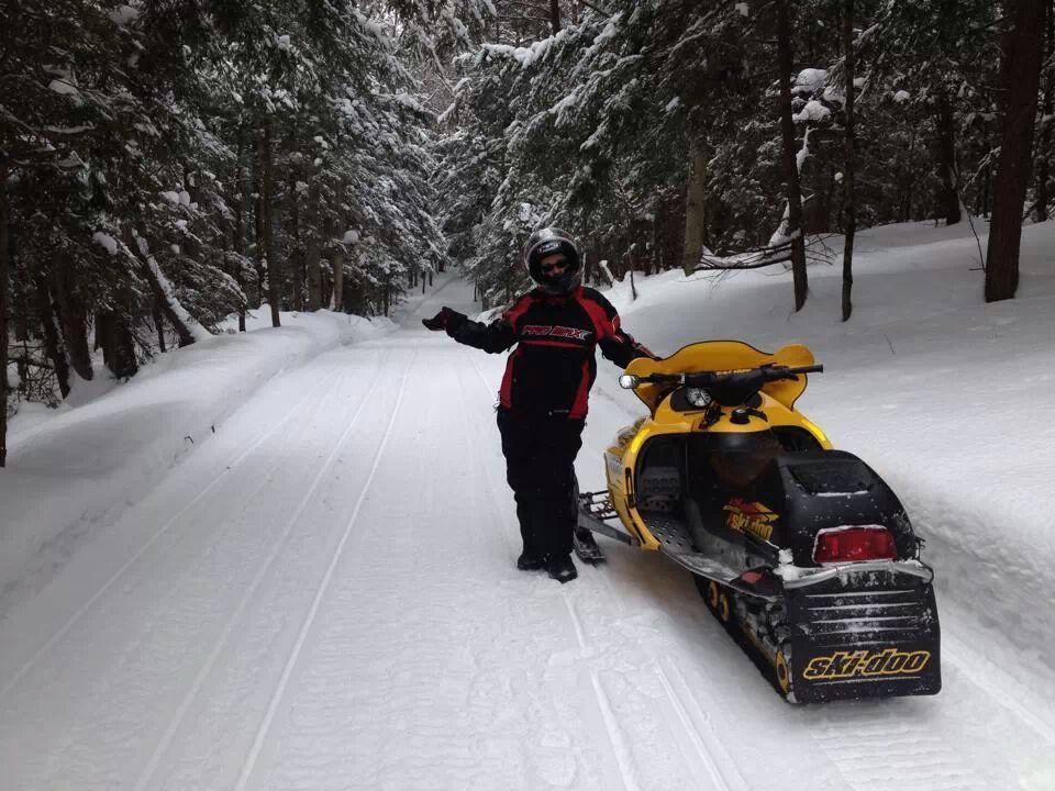 Little Hawk Resort & Marina Algonquin Highlands Extérieur photo