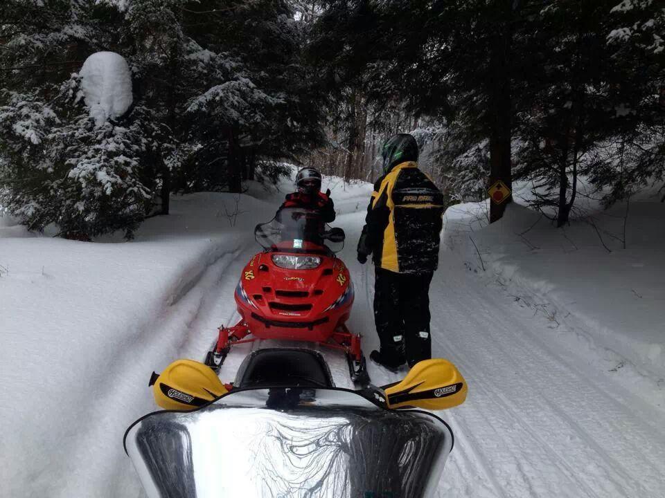 Little Hawk Resort & Marina Algonquin Highlands Extérieur photo