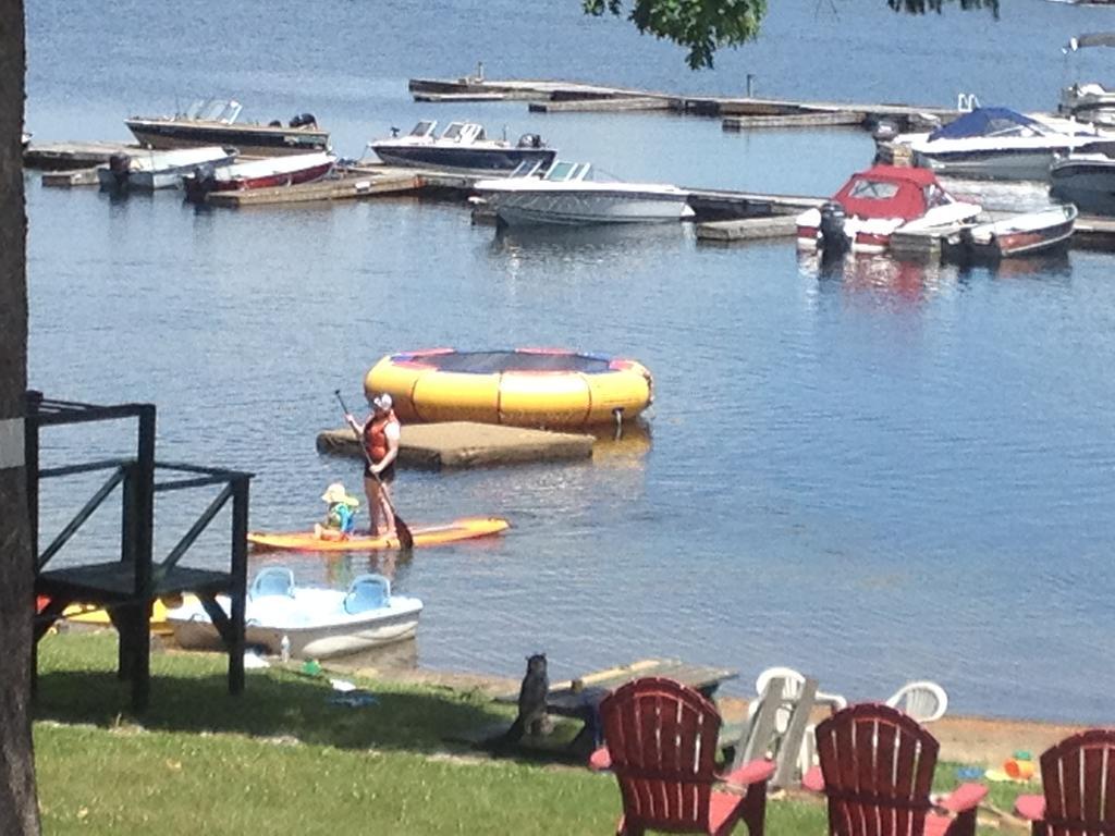 Little Hawk Resort & Marina Algonquin Highlands Extérieur photo