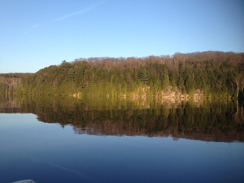 Little Hawk Resort & Marina Algonquin Highlands Extérieur photo