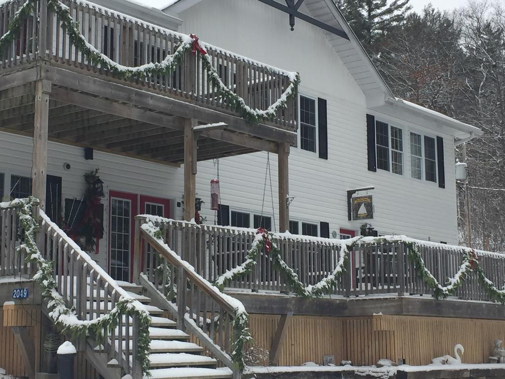 Little Hawk Resort & Marina Algonquin Highlands Extérieur photo
