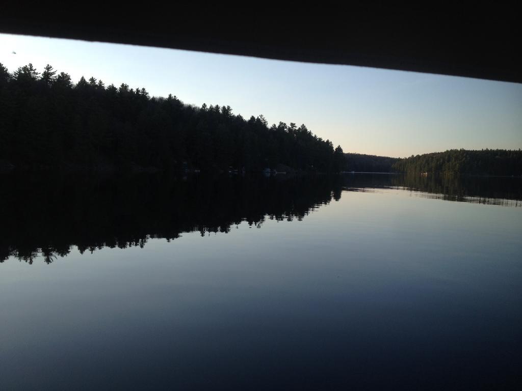 Little Hawk Resort & Marina Algonquin Highlands Extérieur photo